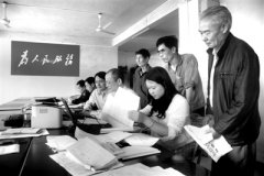 懲治群眾身邊腐敗，我們在路上