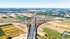 國(guó)內(nèi)里程最長(zhǎng)智慧高速通車 更聰明的路 更便捷的“行”