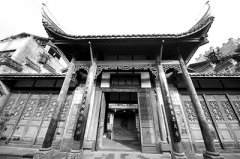 清廉正直的喻茂堅(jiān)