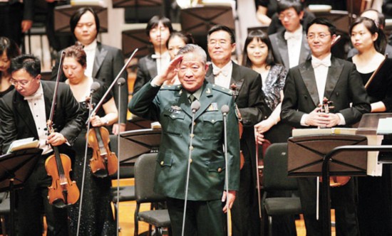 “特色是生命。所謂特色就是實事求是，符合中國實際。